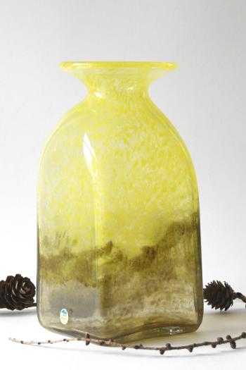 Art Glass Vase by John Orwar Lake for Ekenäs Sweden. Yellow Swirl and bubble glass Vase. Signed 