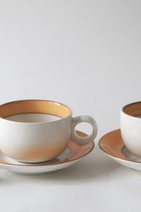 Arabia Finland Kloverblad Tea sets by Stig Lindberg / Inkeri Leivo. Pair Cups and saucers. Scandinavian mid-century