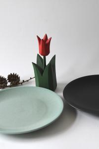 Höganäs Lunch Plates. Swedish Design by Marie-Louise Hellgren. Scandinavian Modern with Color Variations