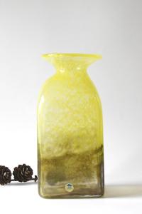 Art Glass Vase by John Orwar Lake for Ekenäs Sweden. Yellow Swirl and bubble glass Vase. Signed