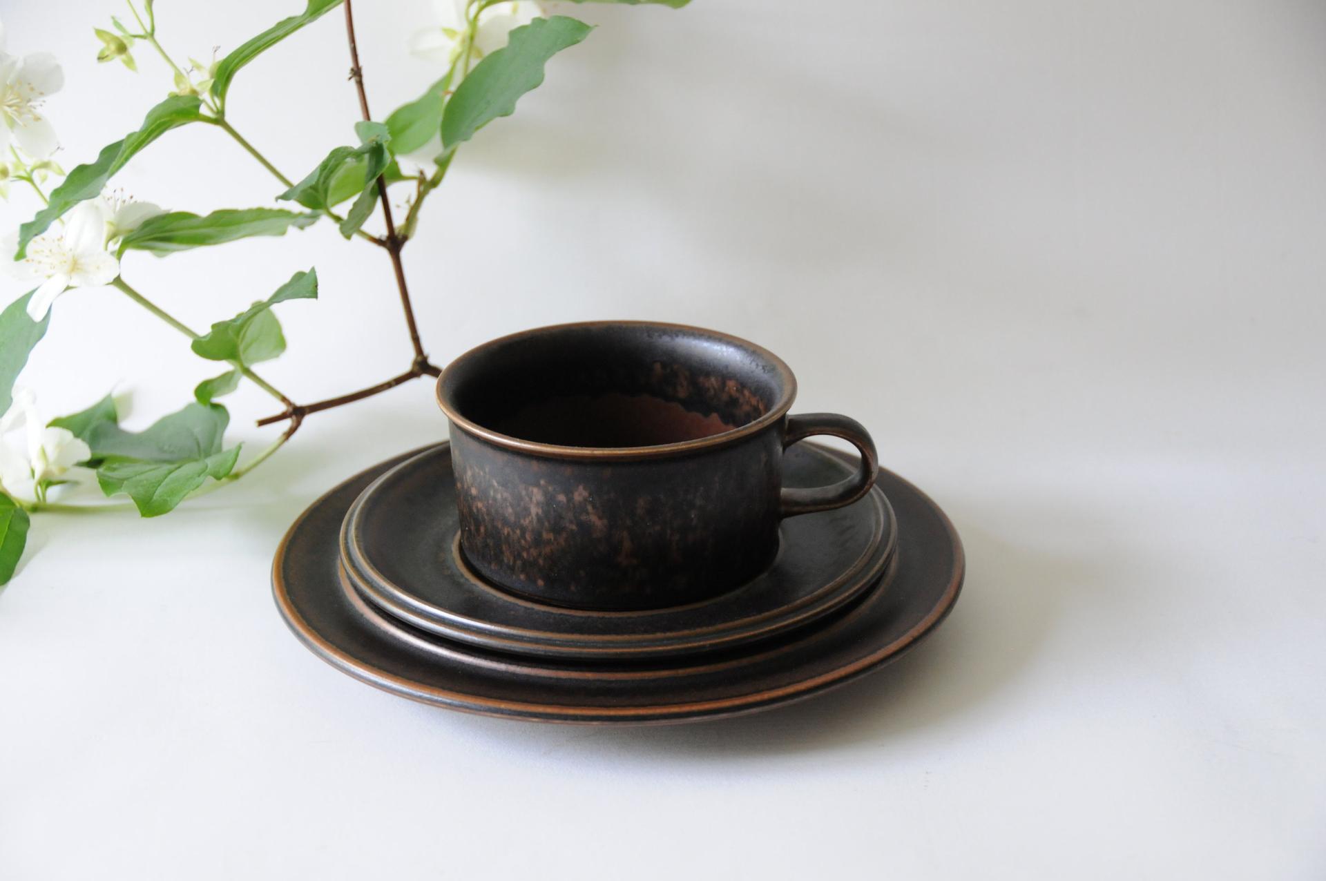 Arabia Finland RUSKA Tea set. Large Cup saucer and plate by Ulla Procope. Modern Stoneware Made in Finland