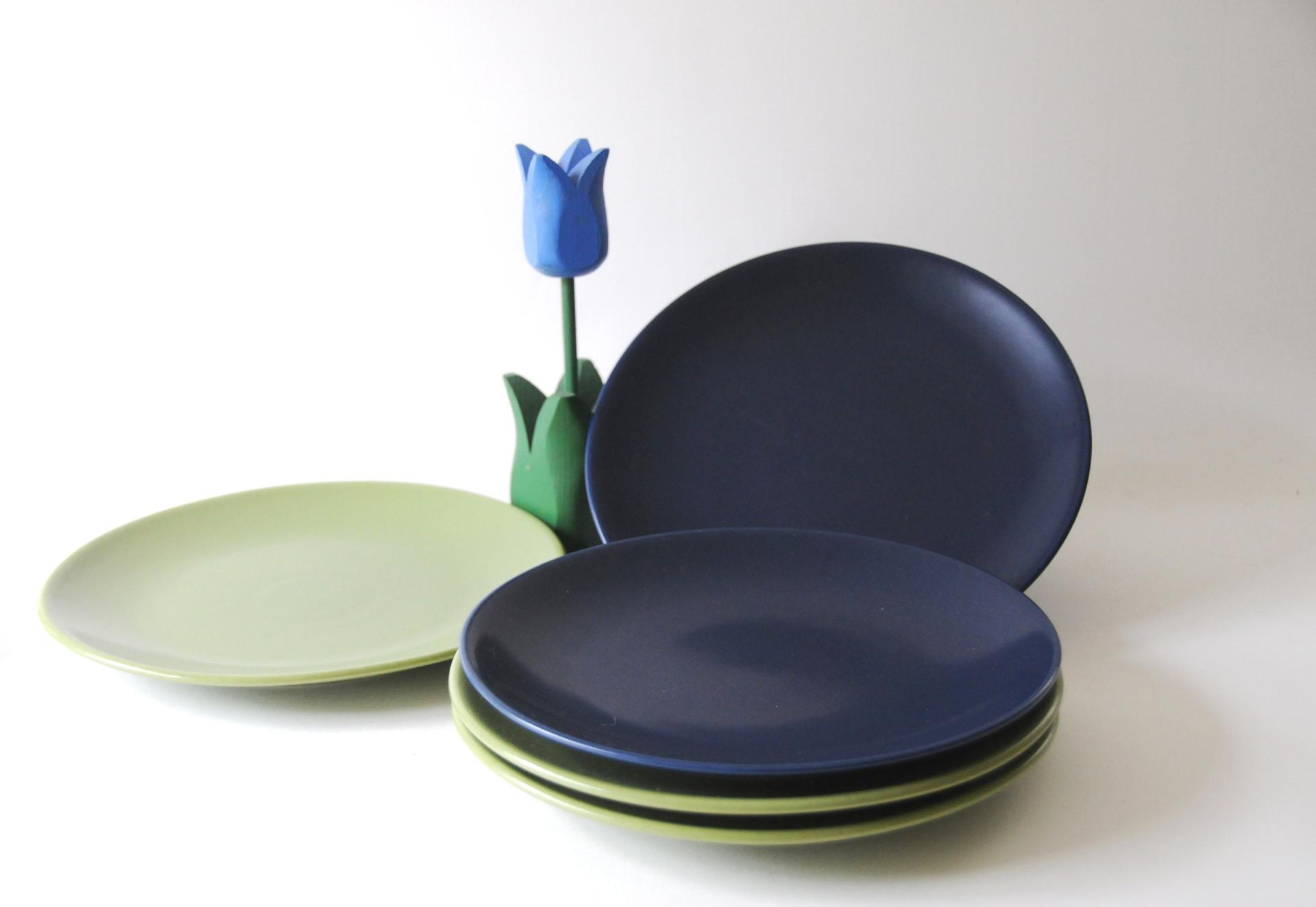 Höganäs Lunch Plates. Swedish Design by Marie-Louise Hellgren. Scandinavian Modern with Color Variations