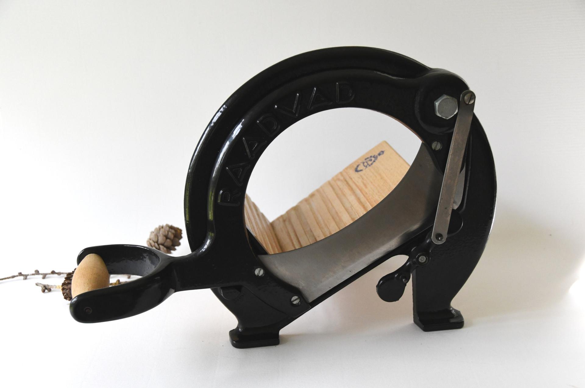 Danish Breadcutter. Original Breadslicer Raadvad. Mid century modern Kitchen Design