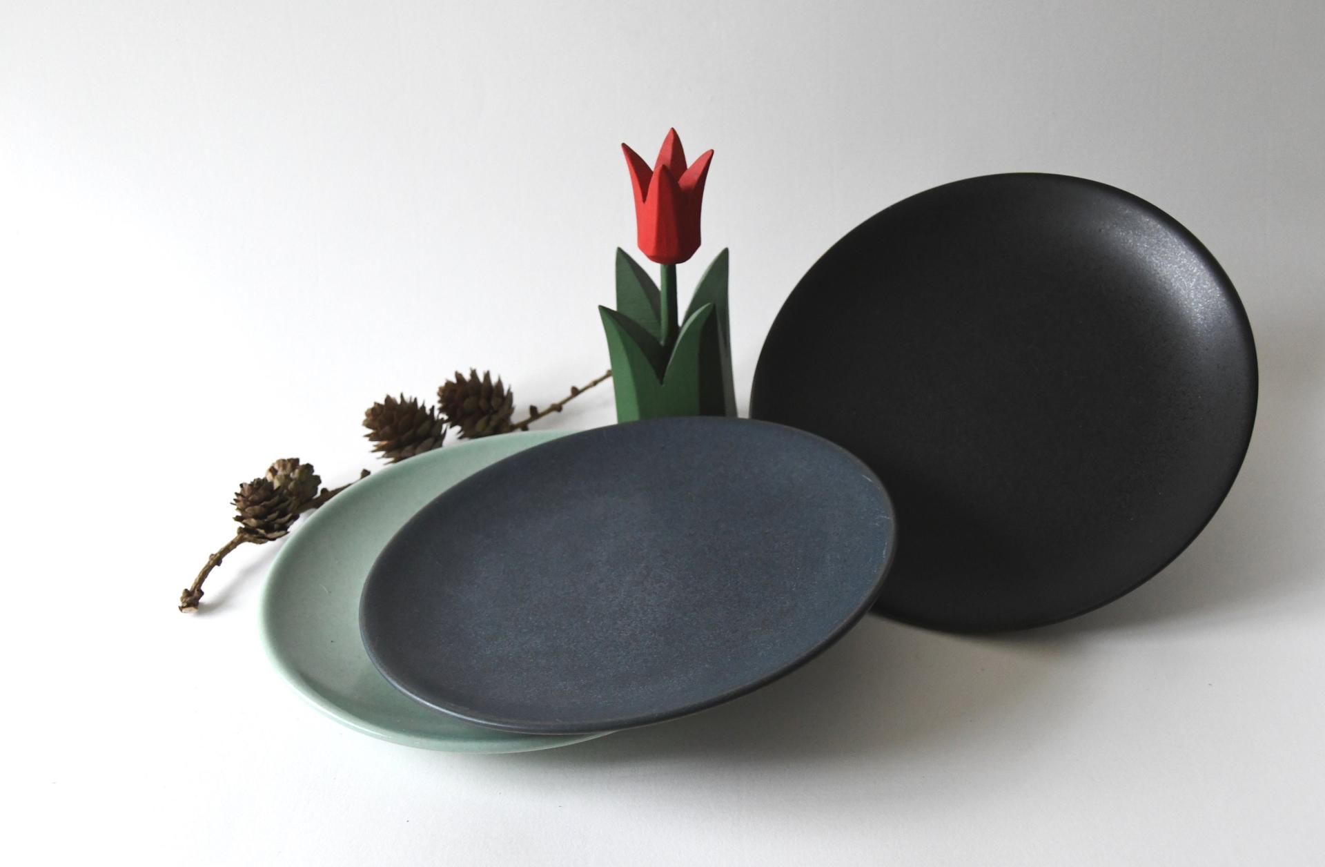 Höganäs Lunch Plates. Swedish Design by Marie-Louise Hellgren. Scandinavian Modern with Color Variations