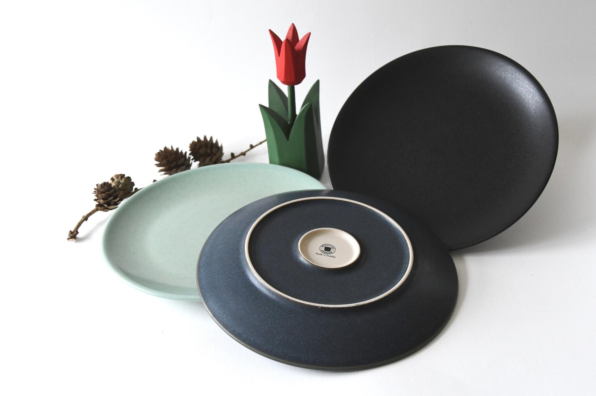 Höganäs Lunch Plates. Swedish Design by Marie-Louise Hellgren. Scandinavian Modern with Color Variations