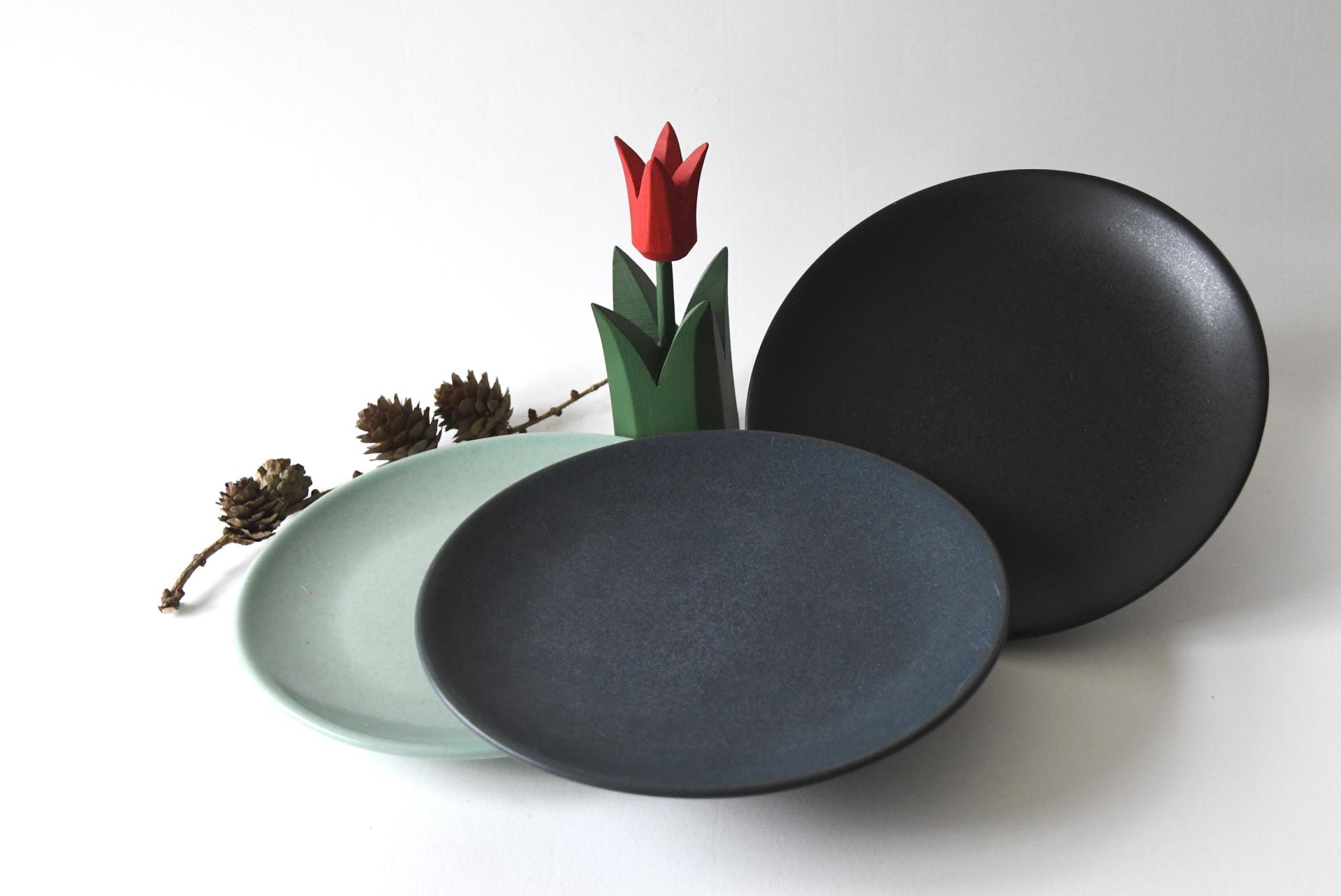 Höganäs Lunch Plates. Swedish Design by Marie-Louise Hellgren. Scandinavian Modern with Color Variations